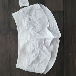 Lululemon  Speed Up Shorts size 6